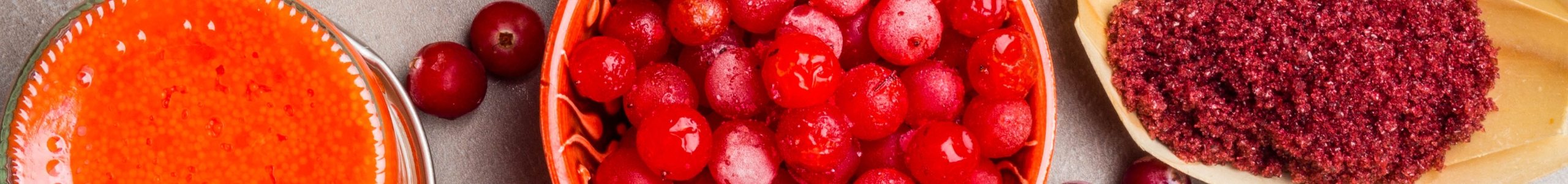 Image of cherry tomatoes, source of astaxanthin.
