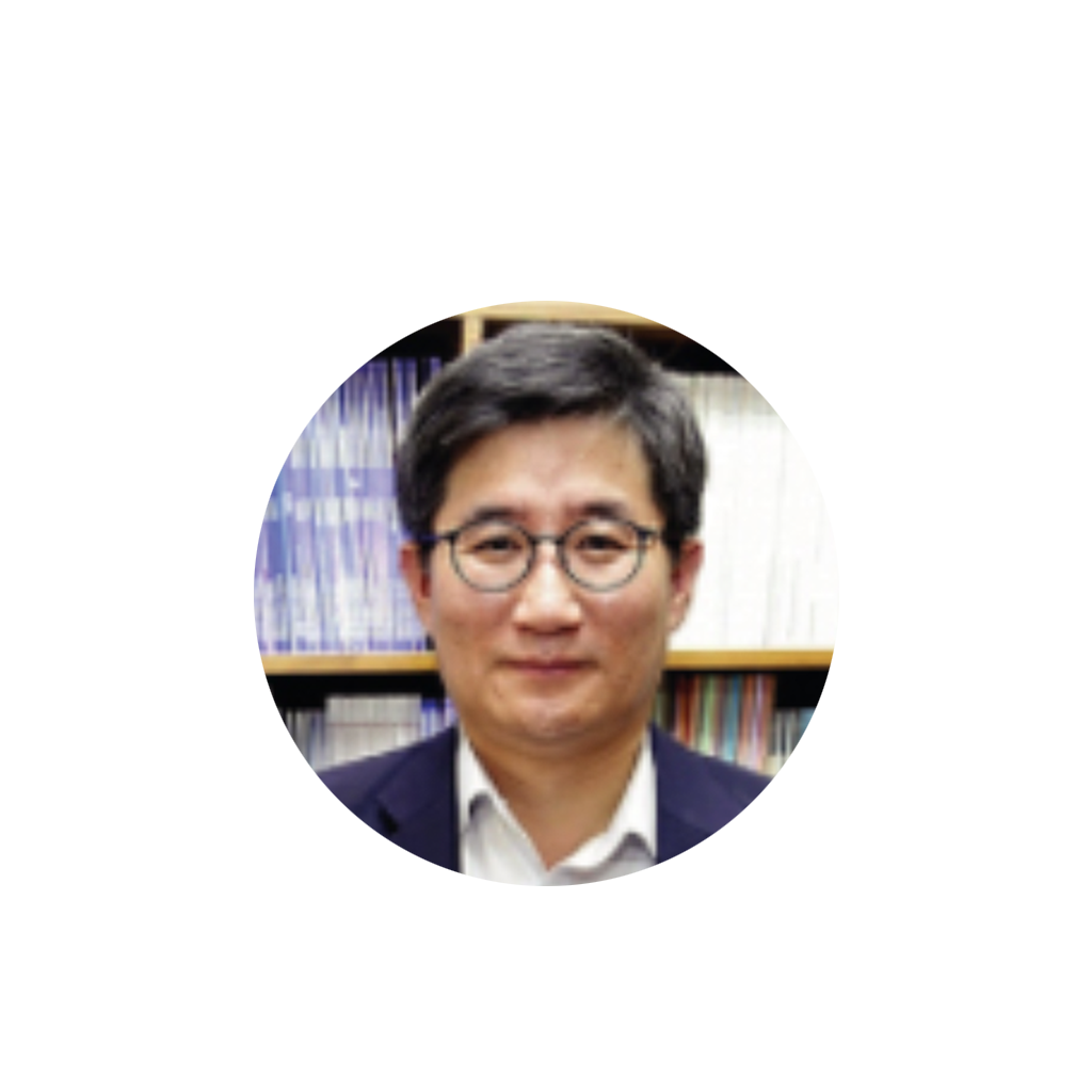 Image of Prof. Lee Ji-Beom, development team for Luminiel Y.